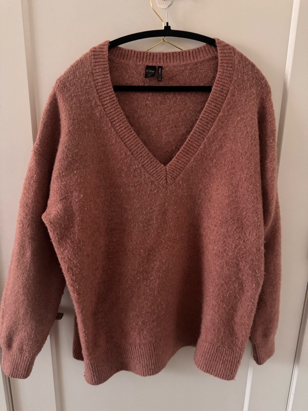 Simons Icone Cozy V-Neck Women’s Sweater - Dusty Rose size Large
